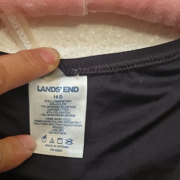 Make Offer! Lorna Jane Black Fitted Crop Muscle Tee Cap Sleeve - Picture 2 of 3